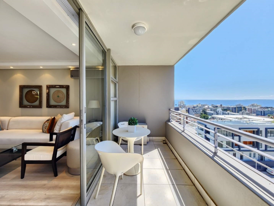 2 Bedroom Property for Sale in Sea Point Western Cape